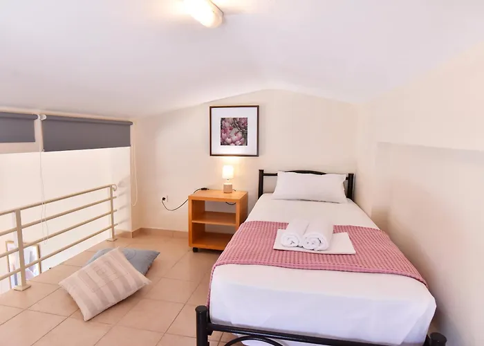 Lejlighed Comfort House In Palaio Tsifliki *